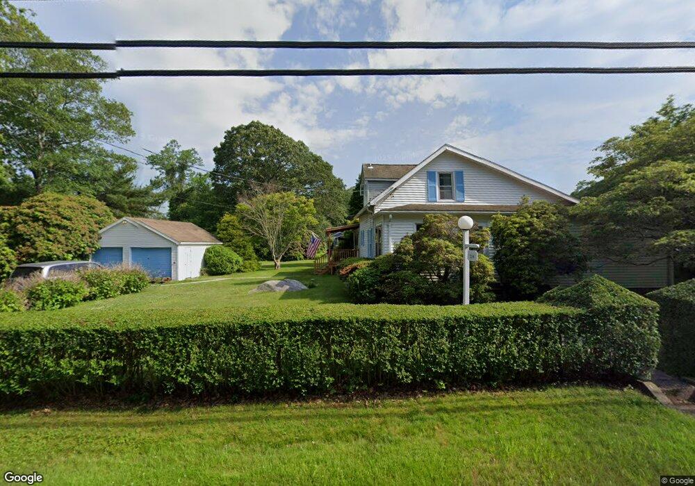 202 Curtis Corner Rd, Wakefield, RI 02879 - photo 1