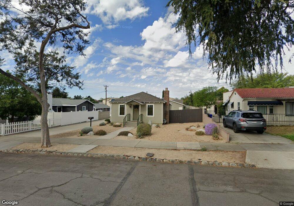 895 N 5th Ave unit B, Upland, CA 91786 - photo 1