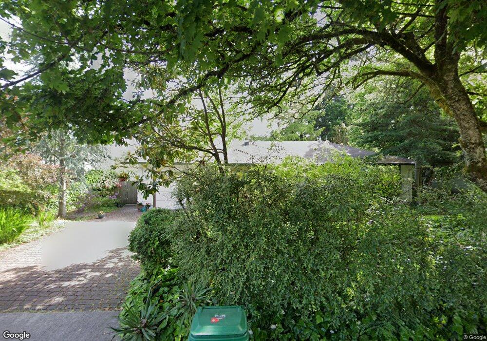 1493 Roundup Dr, Eugene, OR 97401 - photo 1