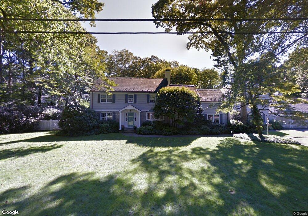 5 Halter Ln, Darien, CT 06820 - photo 1