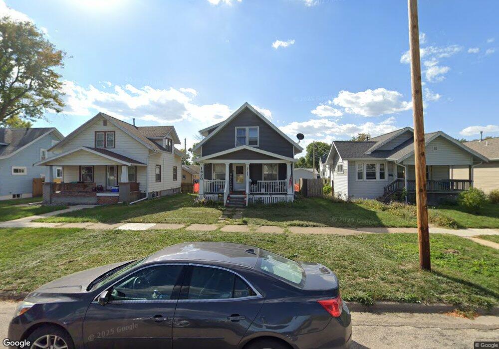 1820 I St SW, Cedar Rapids, IA 52404 - photo 1