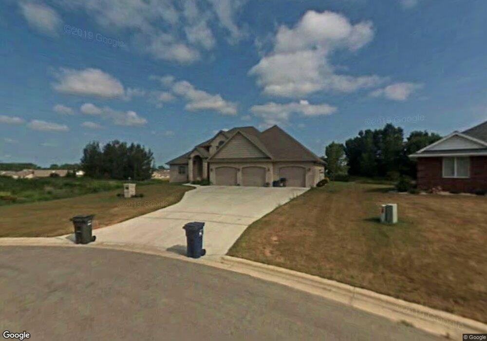 2444 Watson Cir, de Pere, WI 54115 - photo 1