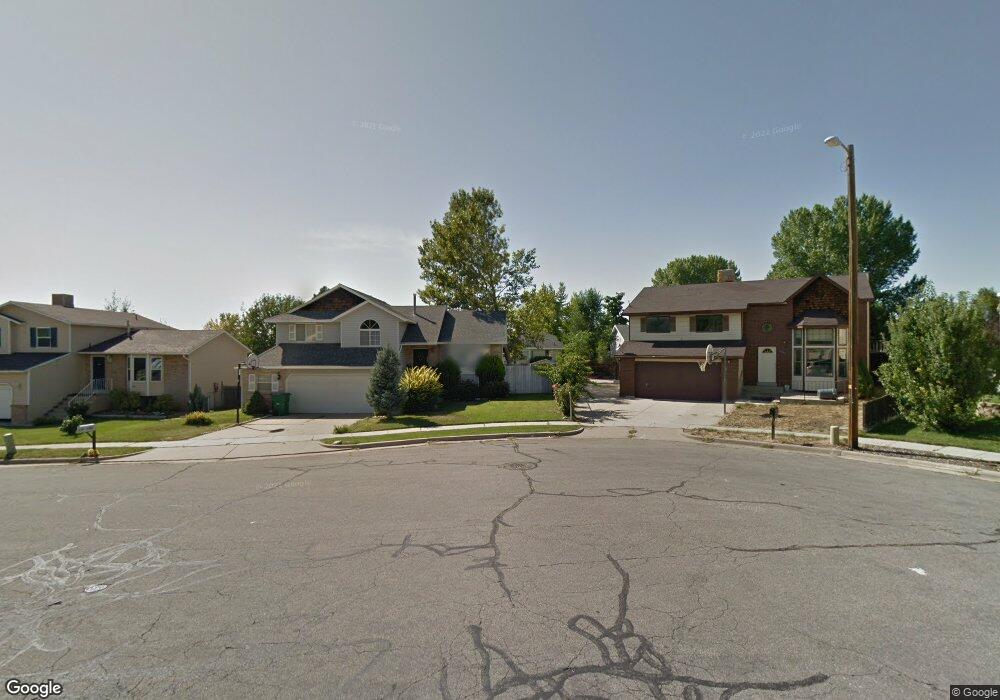 563 E 2350 N unit 507, Layton, UT 84041 - photo 1