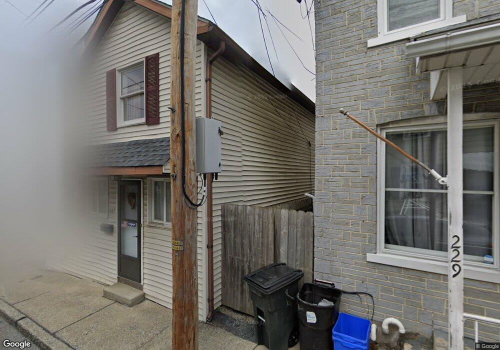 227 E Raspberry St, Bethlehem, PA 18018 - photo 1