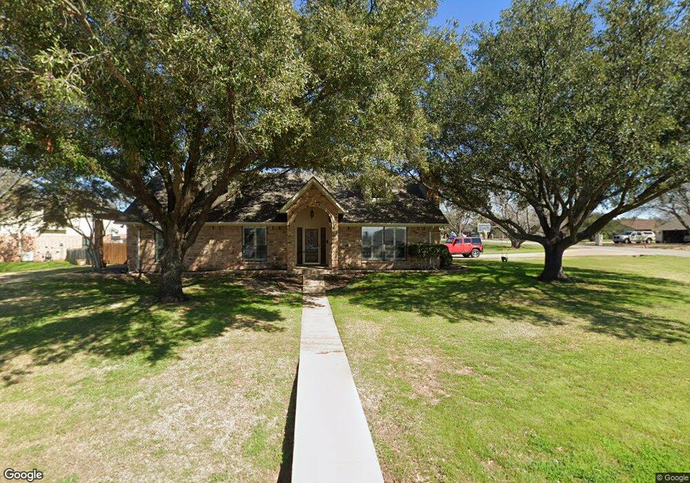 3912 Buena Vista Cir, Granbury, TX 76049 - photo 1