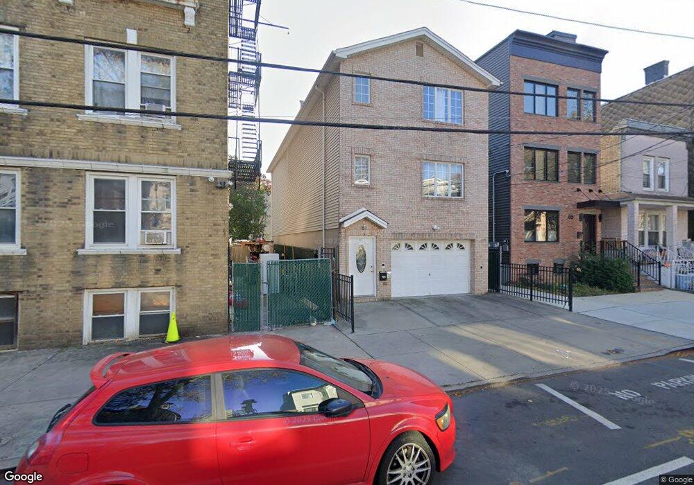 63 Lincoln St unit 201, Jersey City, NJ 07307 - photo 1