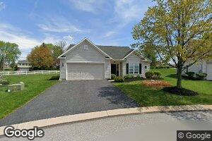 15 Pleasant Rd, Gordonville, PA 17529