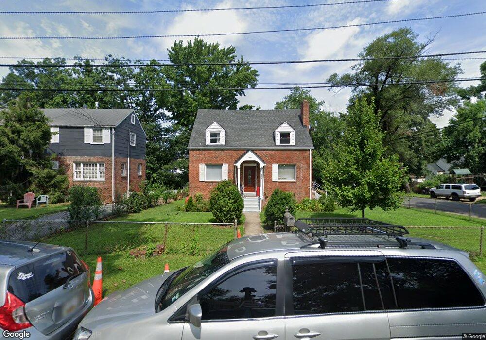 5010 55th Ave, Hyattsville, MD 20781 - photo 1