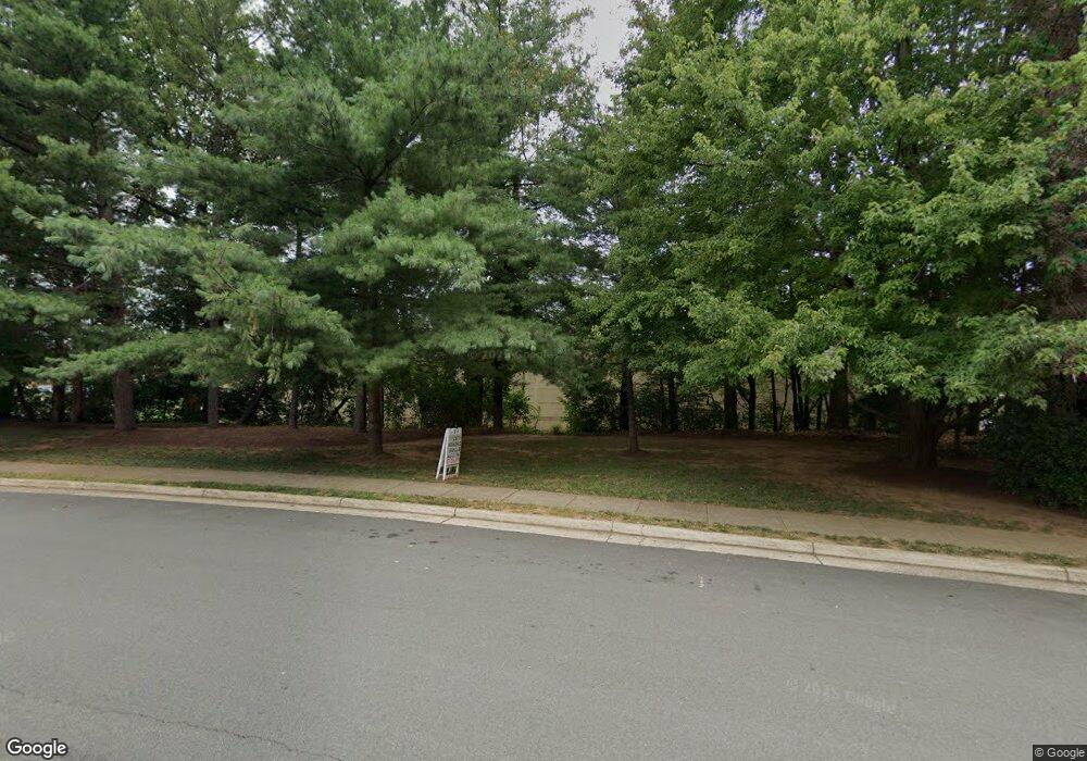 21376 Potomac View Rd, Sterling, VA 20164 - photo 1