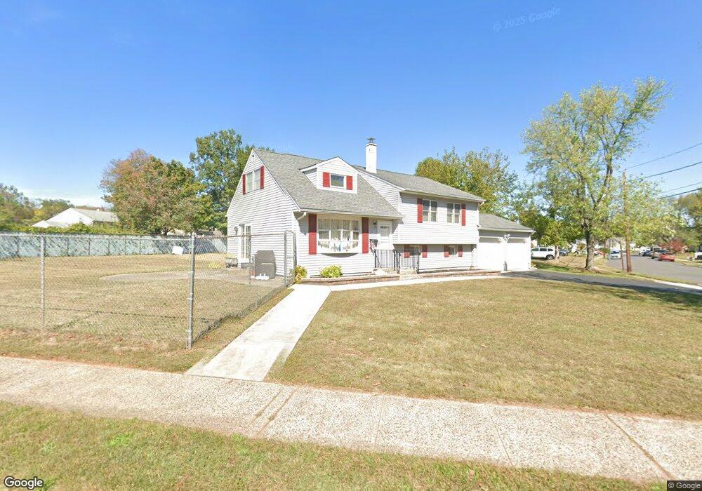 24 Thomas Rd, Somerset, NJ 08873 - photo 1