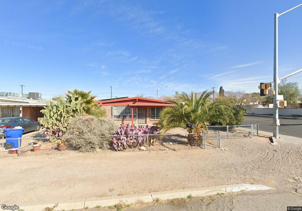 739 E Lester St, Tucson, AZ 85719 - photo 1
