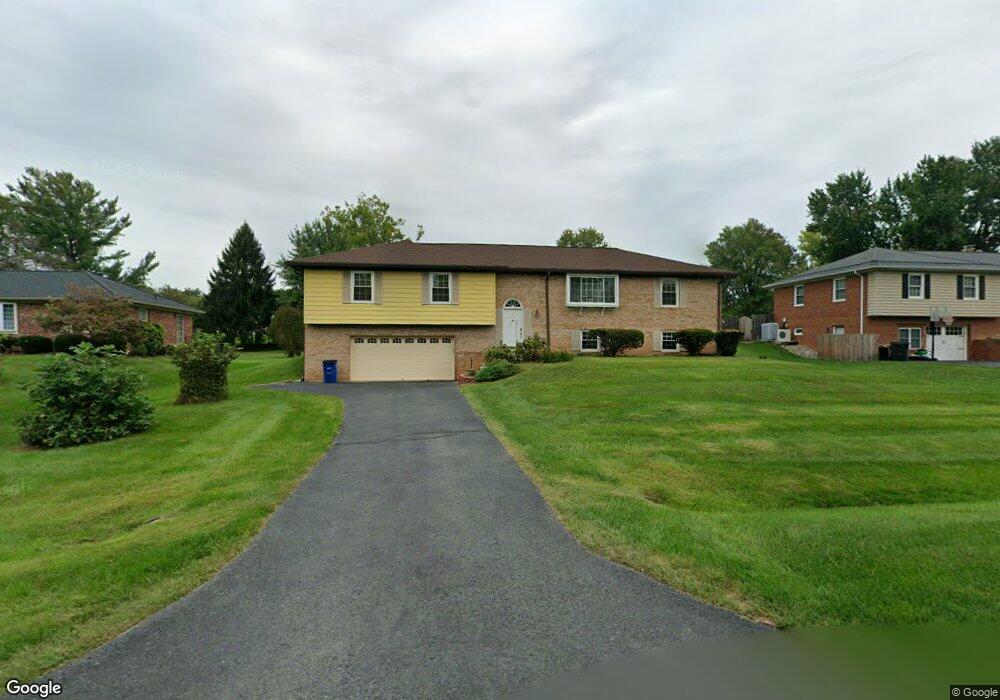 17509 Queen Elizabeth Dr, Olney, MD 20832 - photo 1