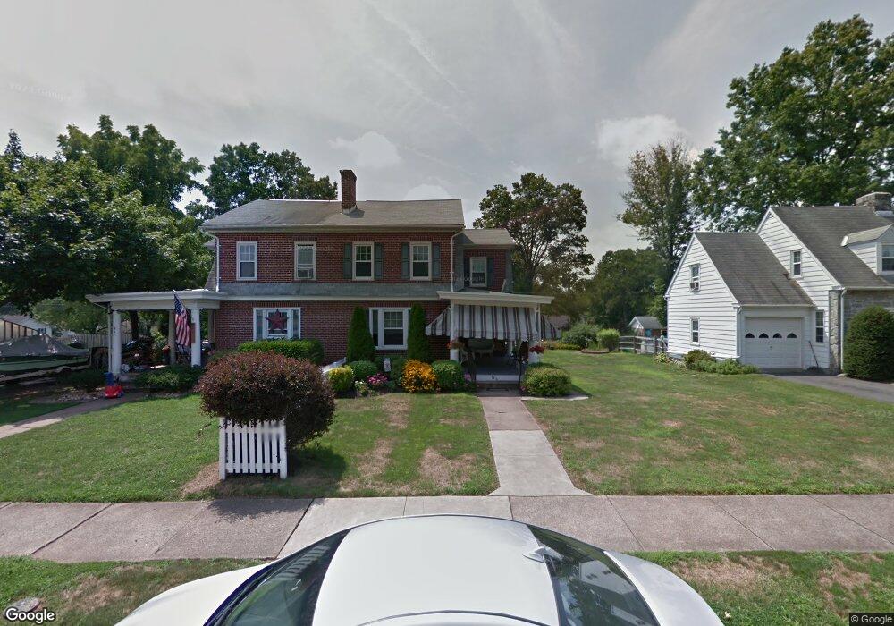 726 Rhoads Ave, Boyertown, PA 19512 - photo 1