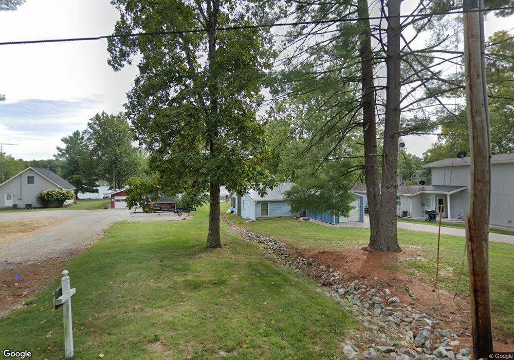 14000 W Cedar Tree Dr, Seymour, IN 47274 - photo 1