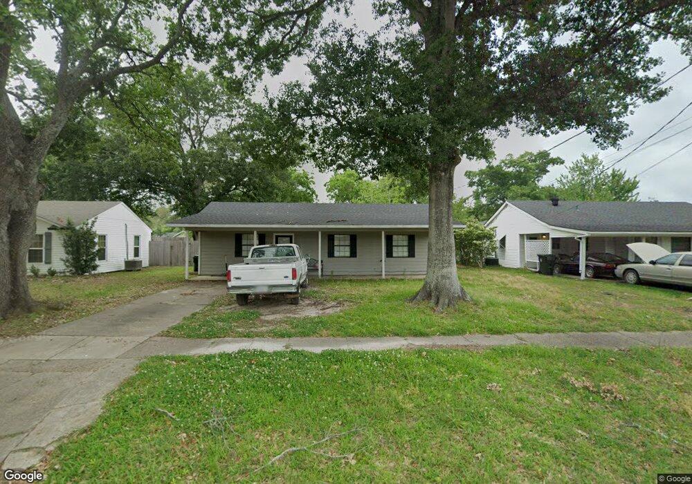 910 Dolby St, Lake Charles, LA 70605 - photo 1