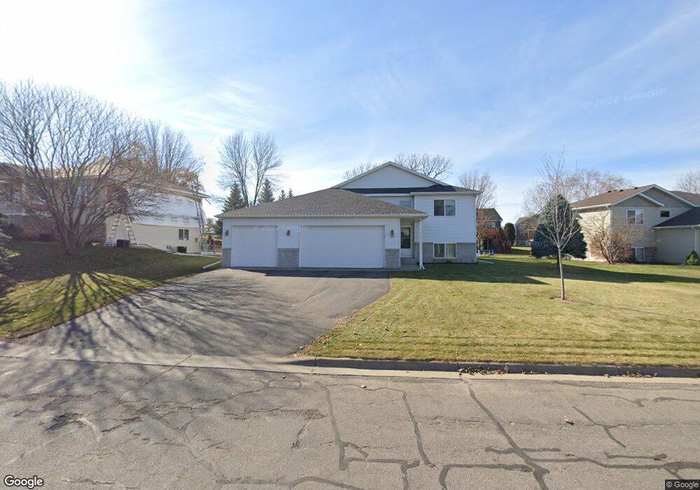 1819 Eastern Star Loop, Sauk Rapids, MN 56379 - photo 1