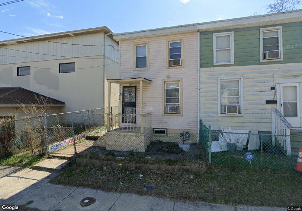 2930 Thompson St, Camden, NJ 08105 - photo 1