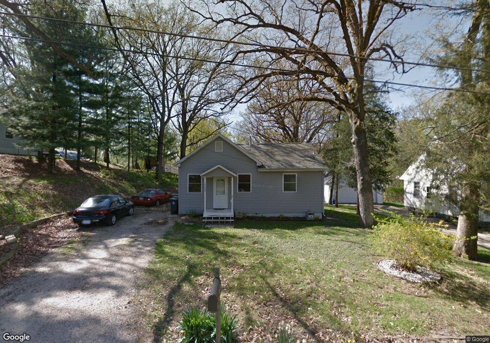 1509 30th St SE, Cedar Rapids, IA 52403 - photo 1