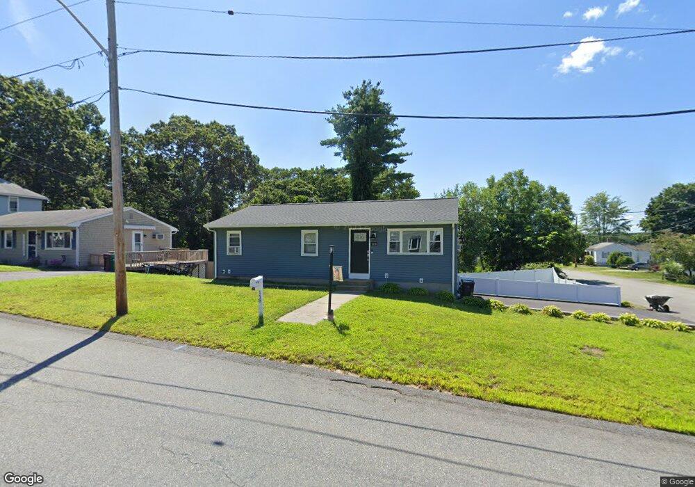 118 Vivian St, Woonsocket, RI 02895 - photo 1