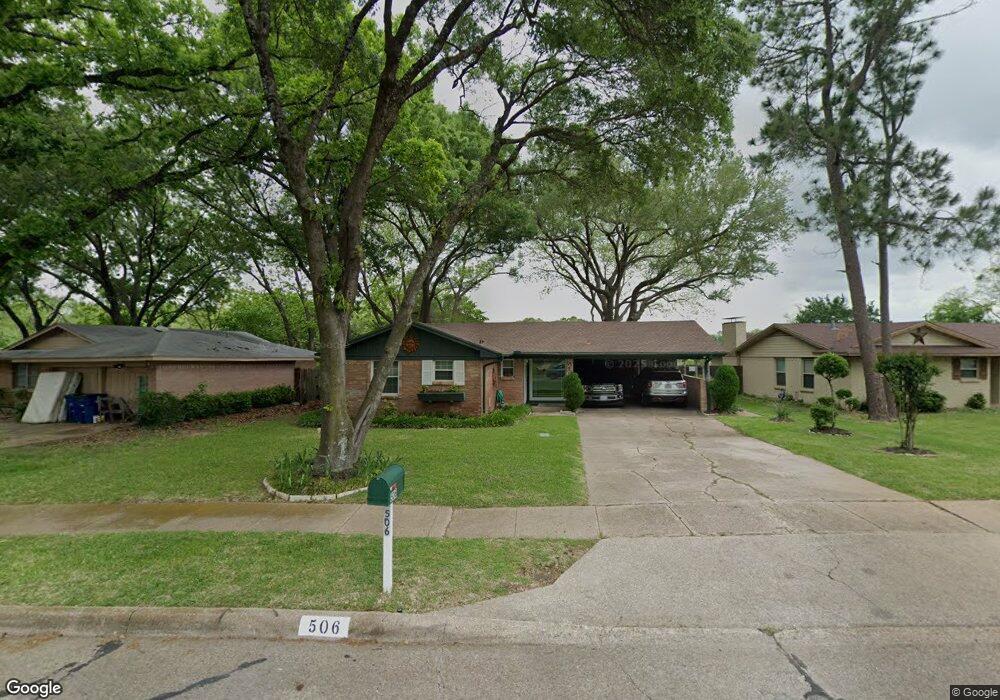 506 Lakeshore Dr, Ennis, TX 75119 - photo 1