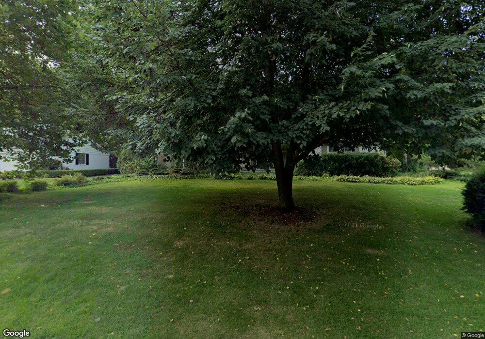 750 N Shady Hollow Cir, Bloomfield Hills, MI 48304 - photo 1