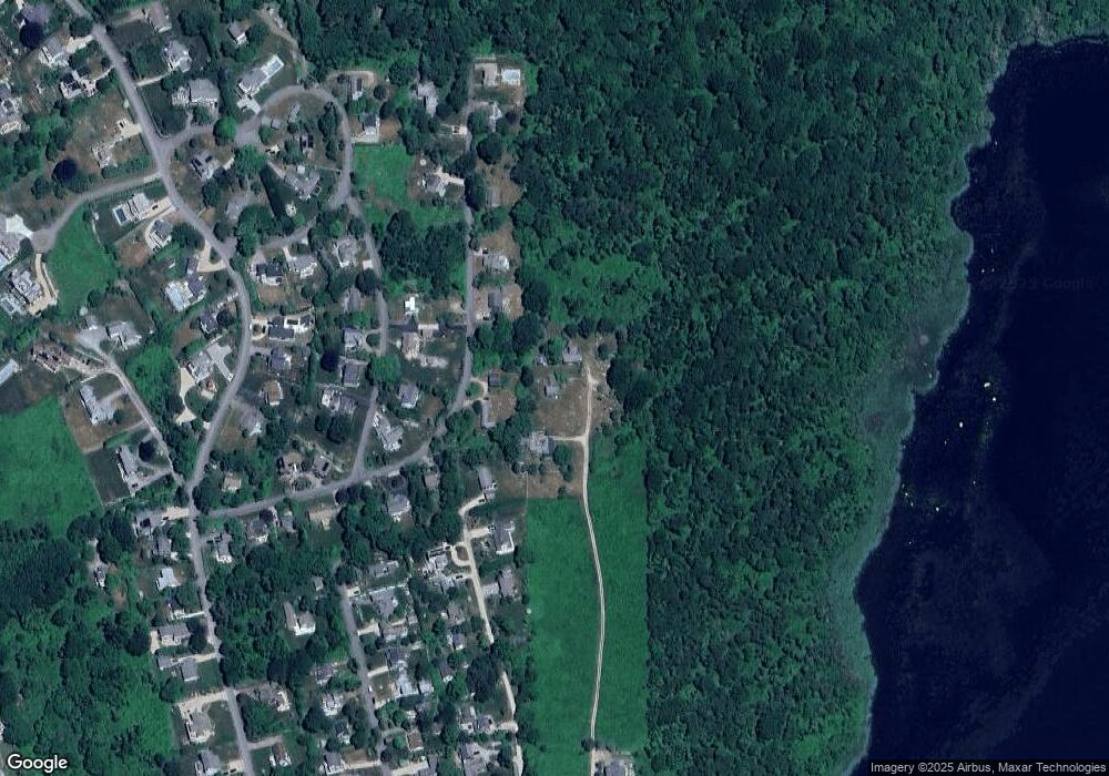 176 Browning St unit D, Wakefield, RI 02879 - photo 1