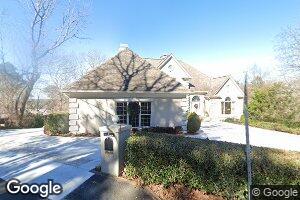 874 Lakeshore Dr, Berkeley Lake, GA 30096