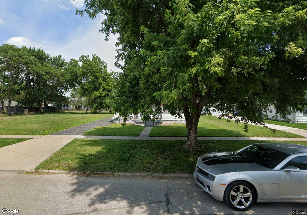 226 E Dunham Ave, Des Moines, IA 50315 - photo 1