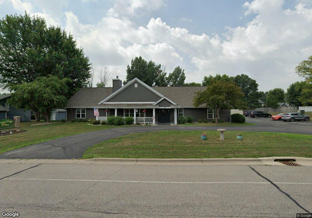 1325 Summit Ave N, Sauk Rapids, MN 56379 - photo 1