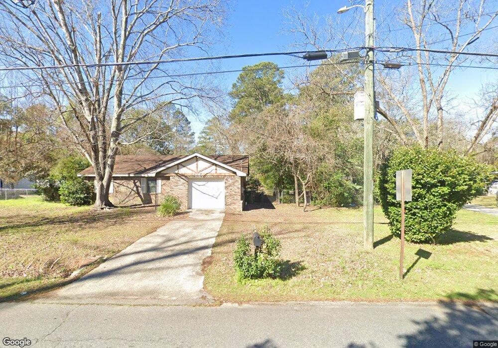 127 Holly St, Warner Robins, GA 31093 - photo 1