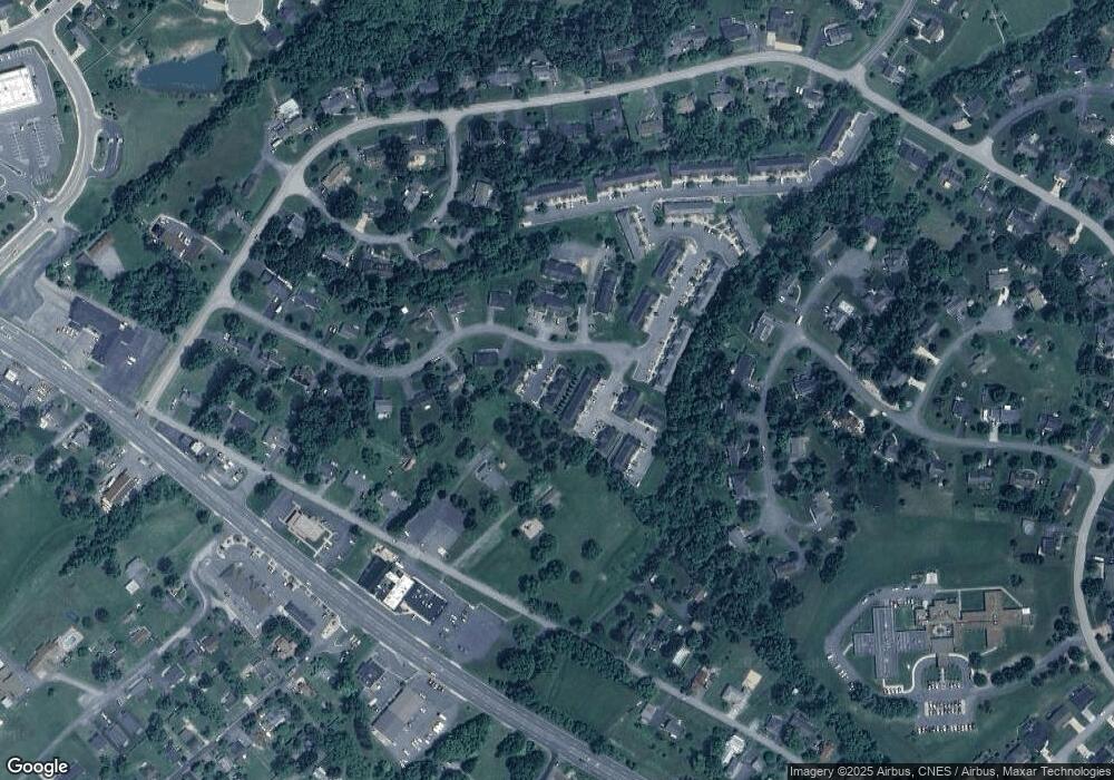 10 Warwick Ln, Fishersville, VA 22939 - photo 1