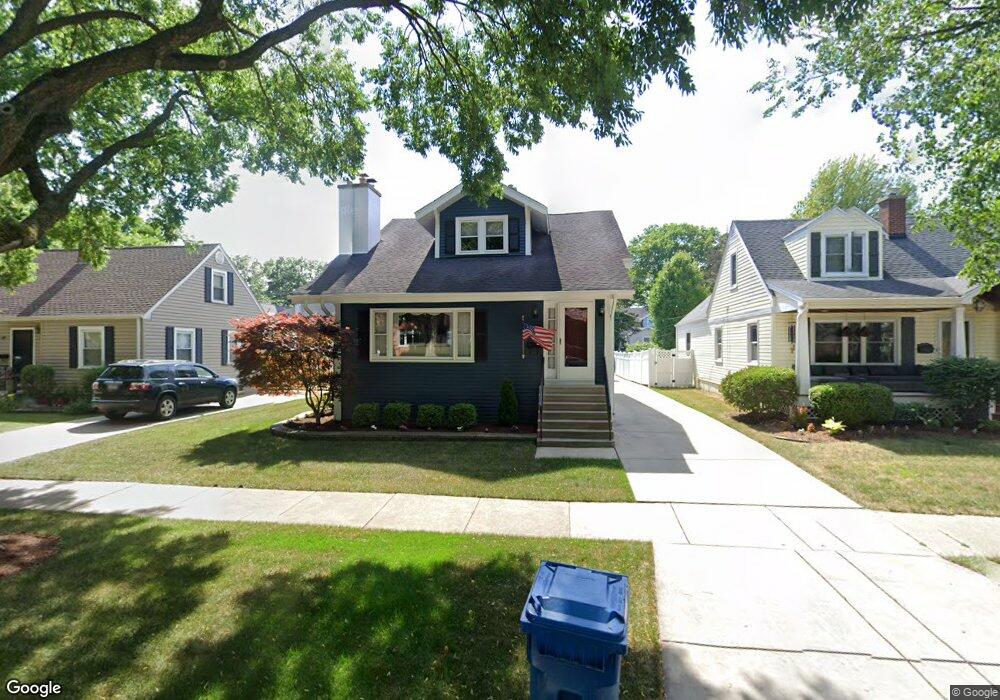 642 S Spring Rd, Elmhurst, IL 60126 - photo 1