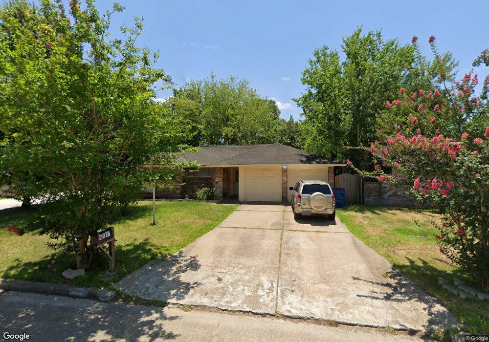 2015 Aldsworth Dr, Houston, TX 77088 - photo 1