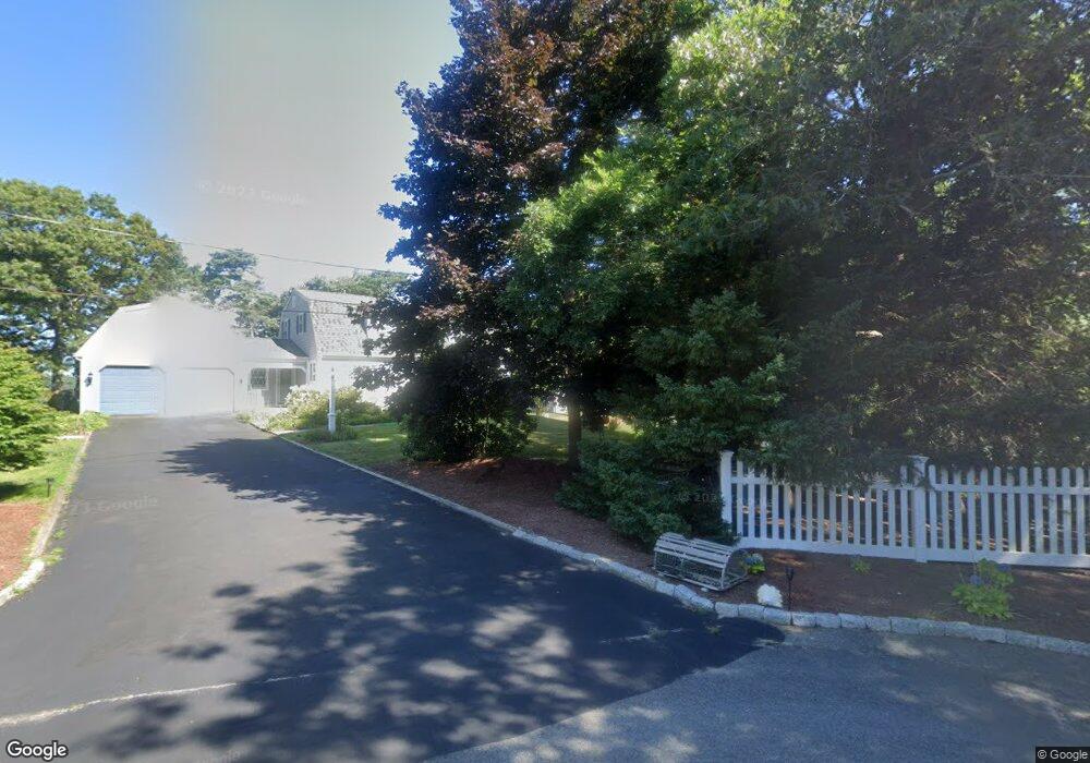 41 Little Bay Ln, Buzzards Bay, MA 02532 - photo 1