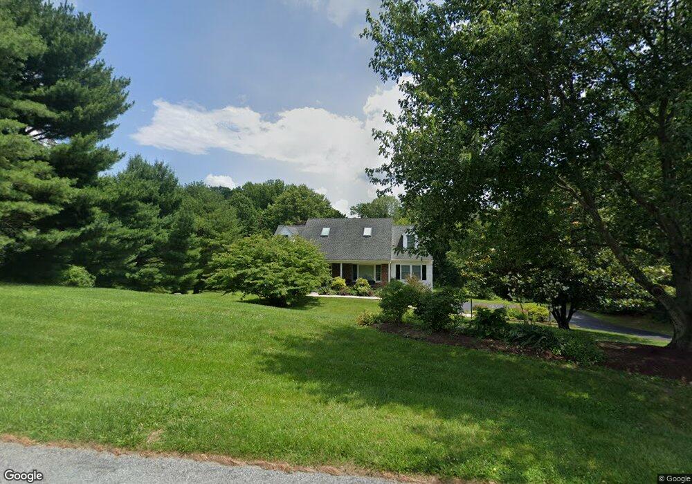 215 Whitestone Dr, Kennett Square, PA 19348 - photo 1