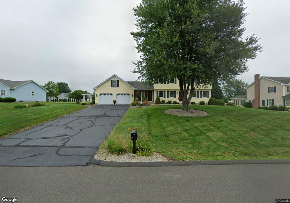 64 Wren Rd, Suffield, CT 06078 - photo 1