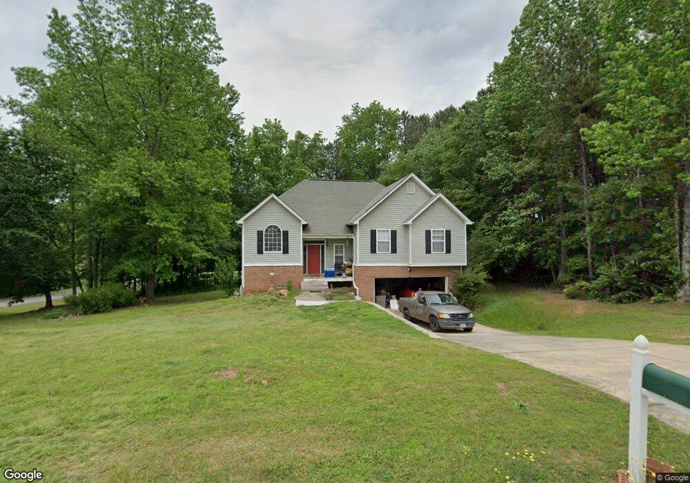 105 Oak Leaf Dr, Carrollton, GA 30116 - photo 1