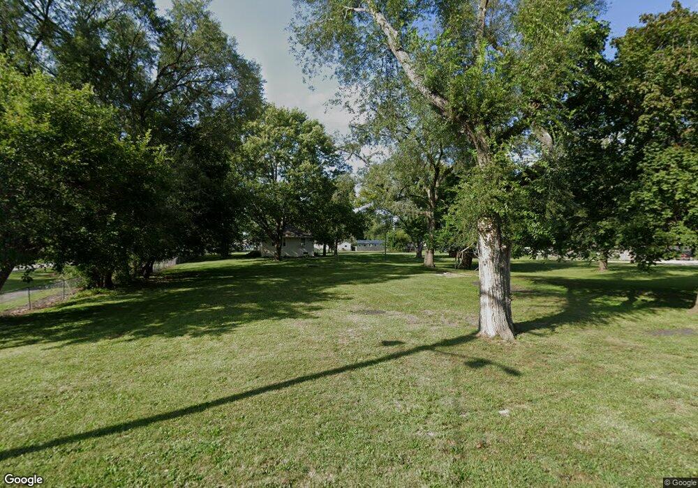 102 E Northline Rd unit 2, Tuscola, IL 61953 - photo 1