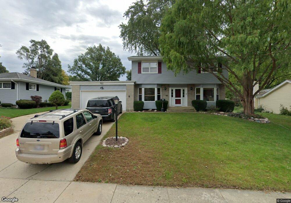 521 Summit St, Algonquin, IL 60102 - photo 1