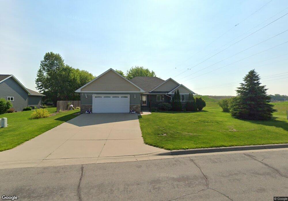 2288 Deerwood Dr, North Mankato, MN 56003 - photo 1