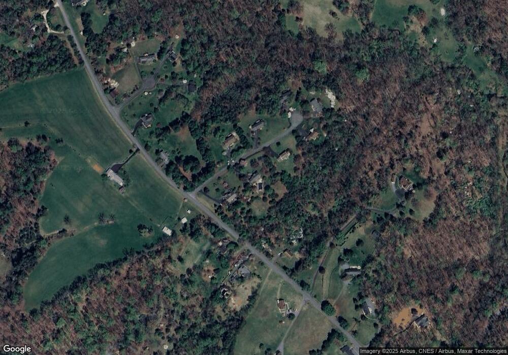 645 Fairgrove Ct, Earlysville, VA 22936 - photo 1