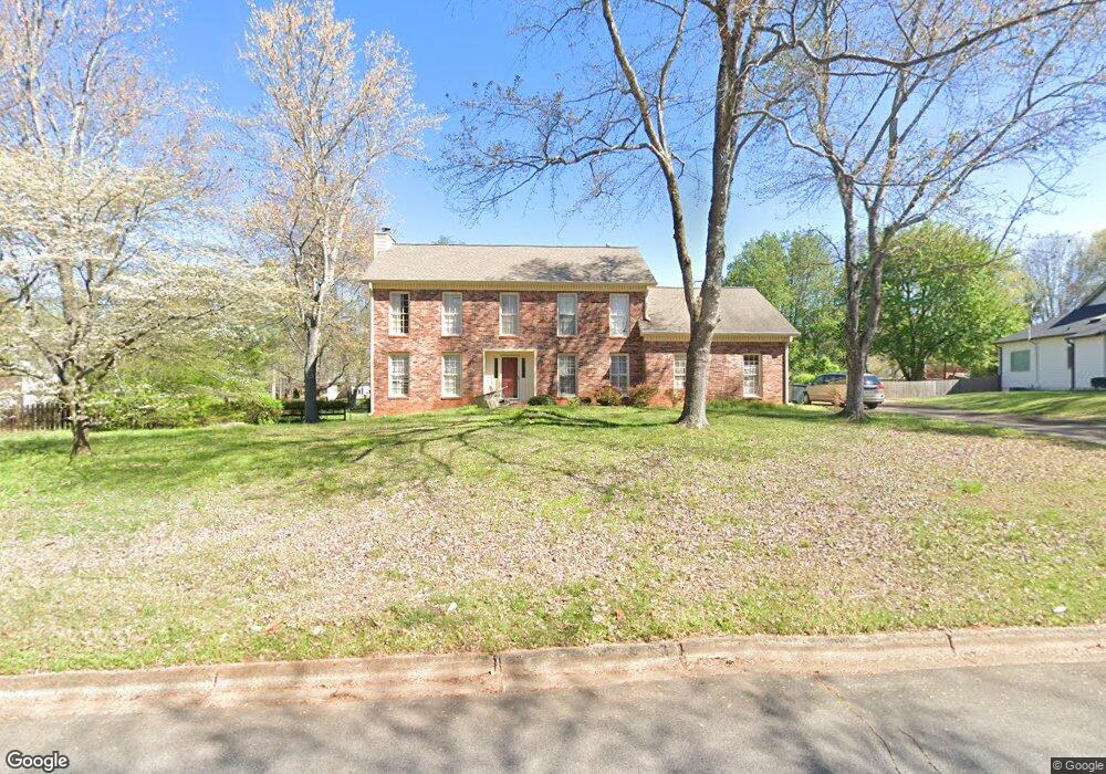 120 Saddle Creek Dr unit 8, Roswell, GA 30076 - photo 1