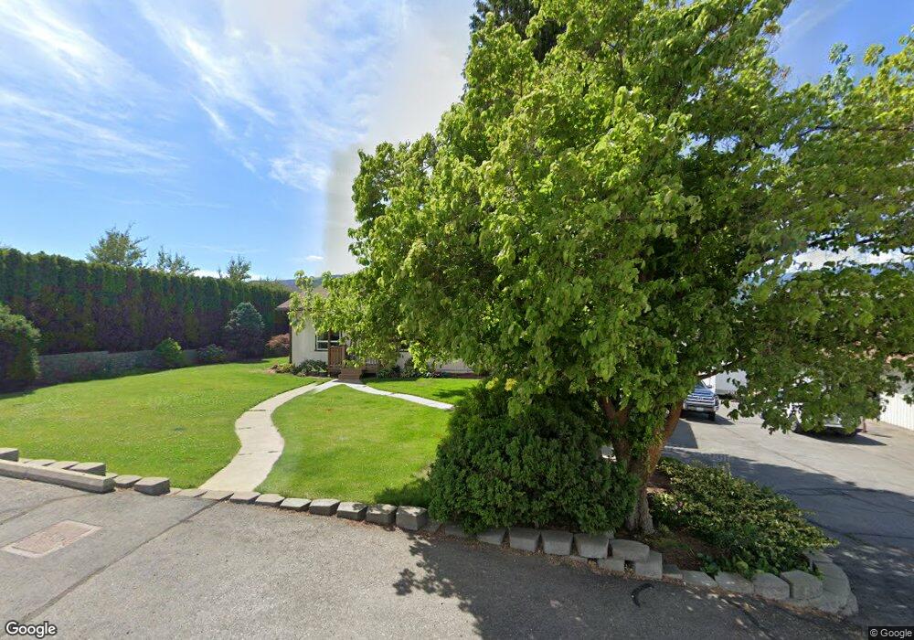 2420 8th St SE, East Wenatchee, WA 98802 - photo 1