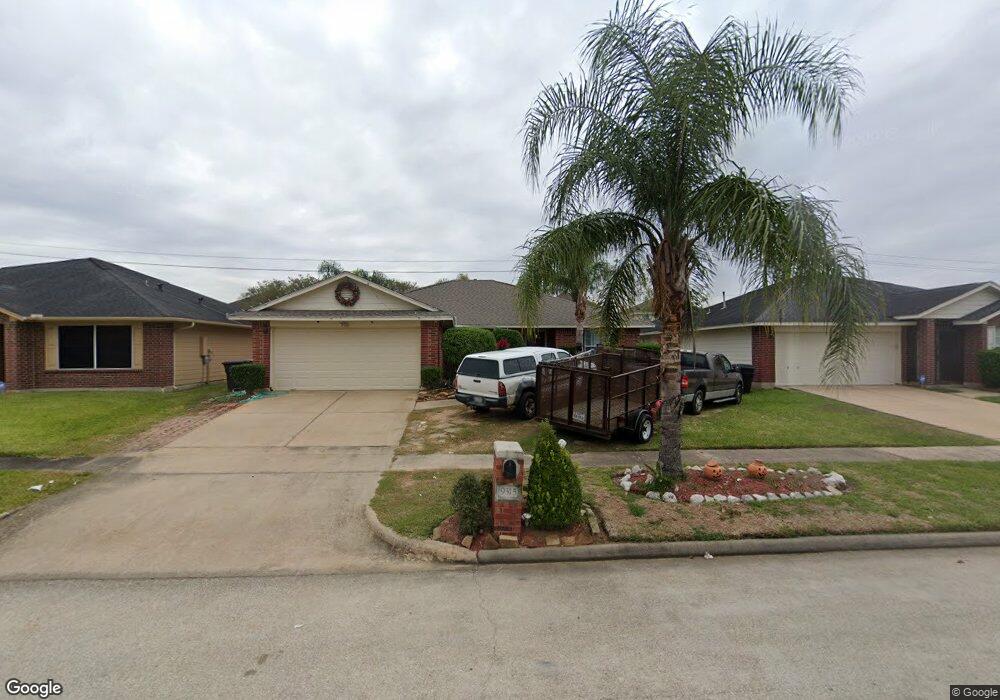 9315 Dove Way, Houston, TX 77075 - photo 1