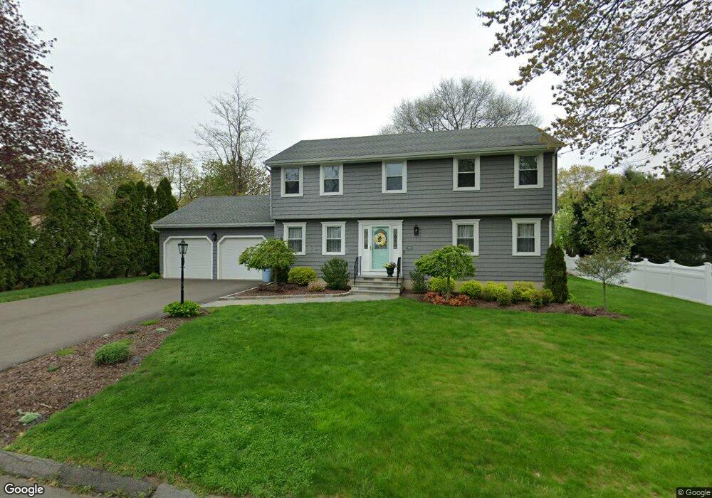 786 Robin Ln, Stratford, CT 06614 - photo 1