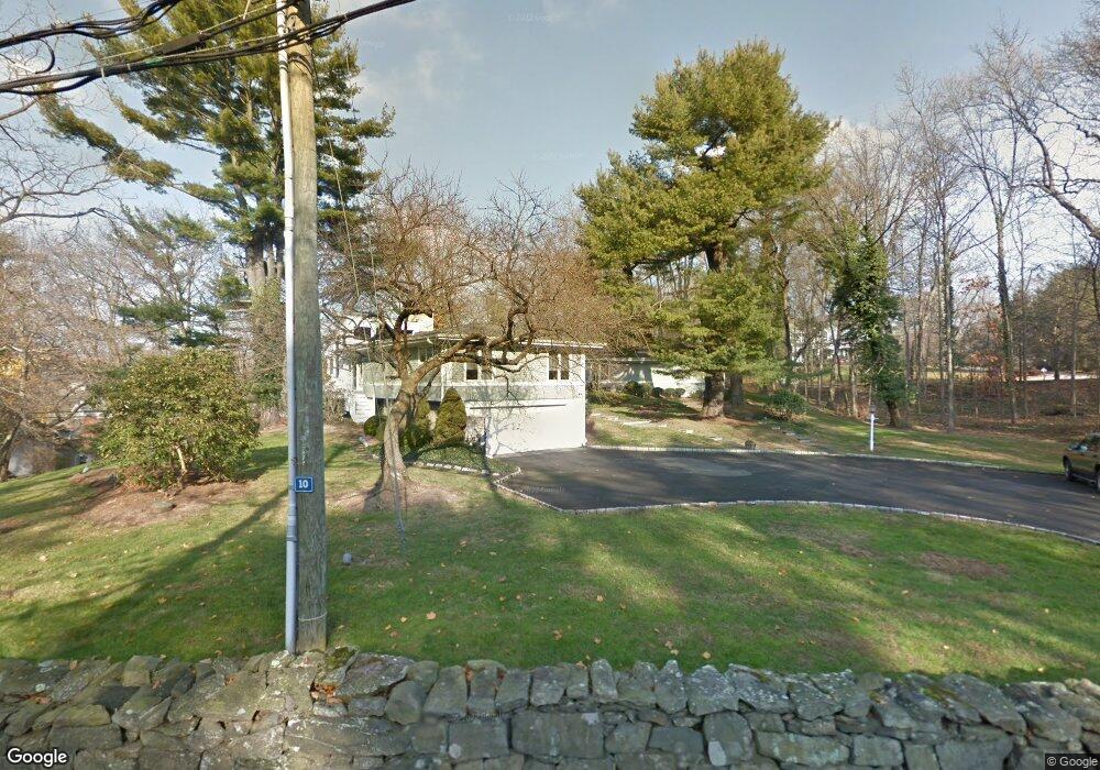 10 Sunswyck Rd, Darien, CT 06820 - photo 1
