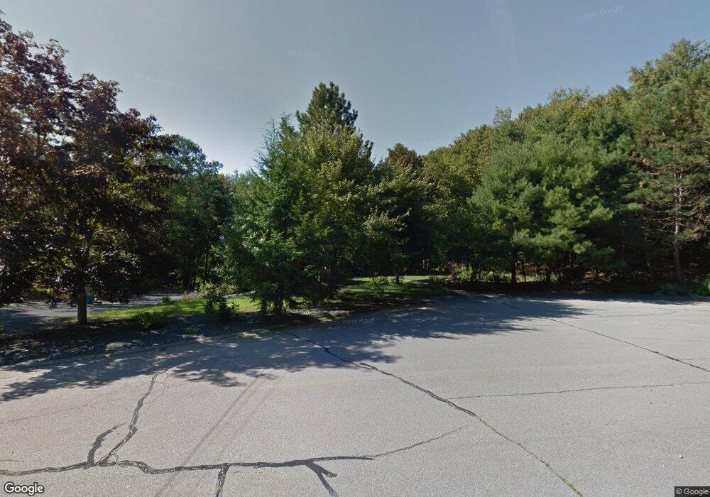 95 Metacomet St, Wrentham, MA 02093 - photo 1