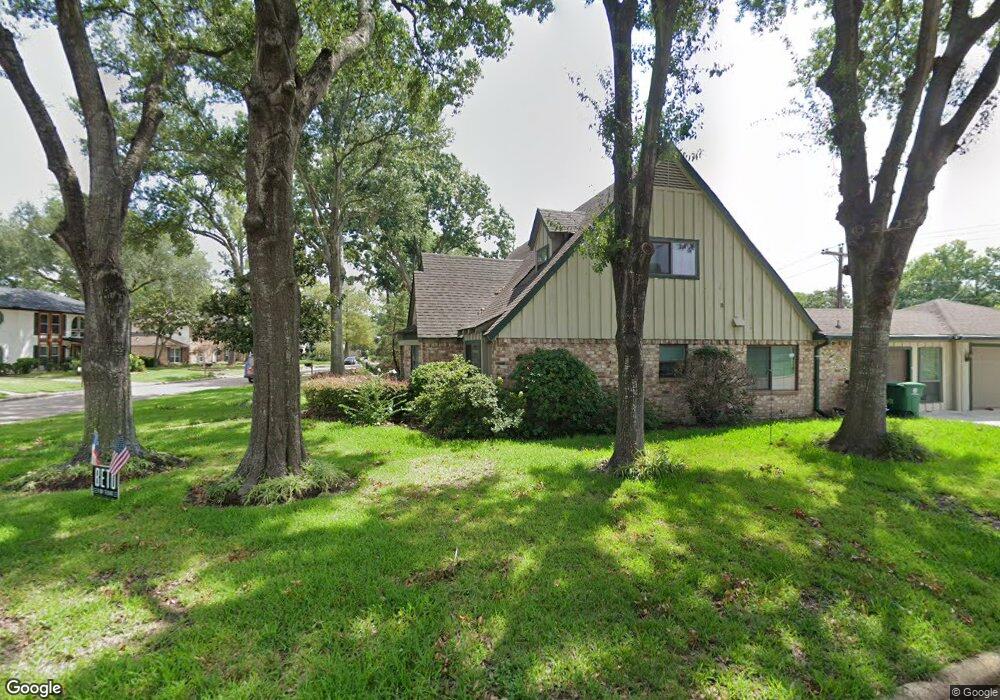 5039 Oak Shadows Dr, Houston, TX 77091 - photo 1