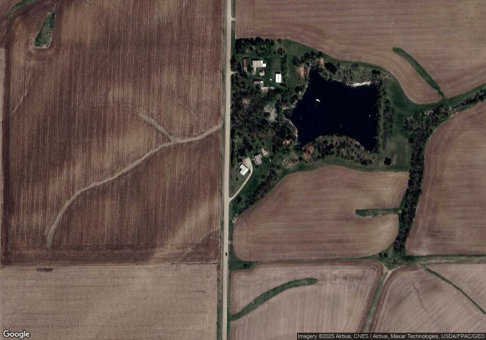 5396 E 28th St N, Newton, IA 50208 - photo 1