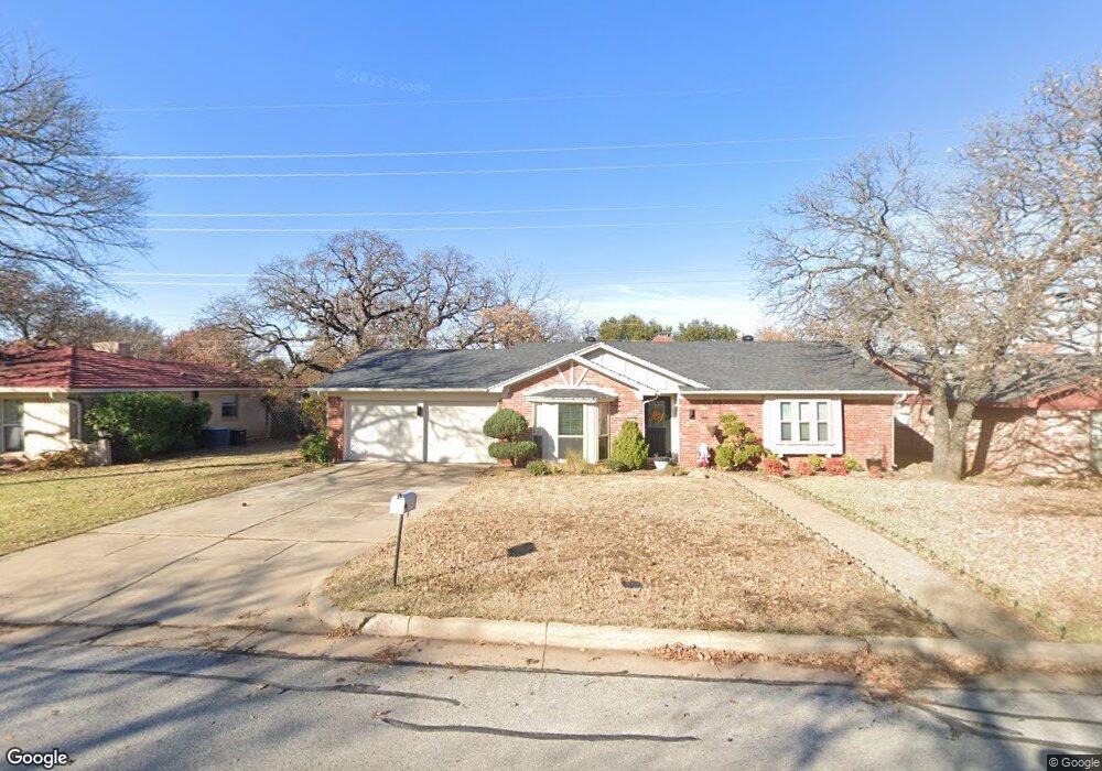 813 Spring Brook Dr, Bedford, TX 76021 - photo 1